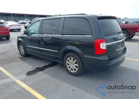 2013 Chrysler Town & Country Touring z USA, uszkodzony, nr VIN 2C4RC1BG6DR692663